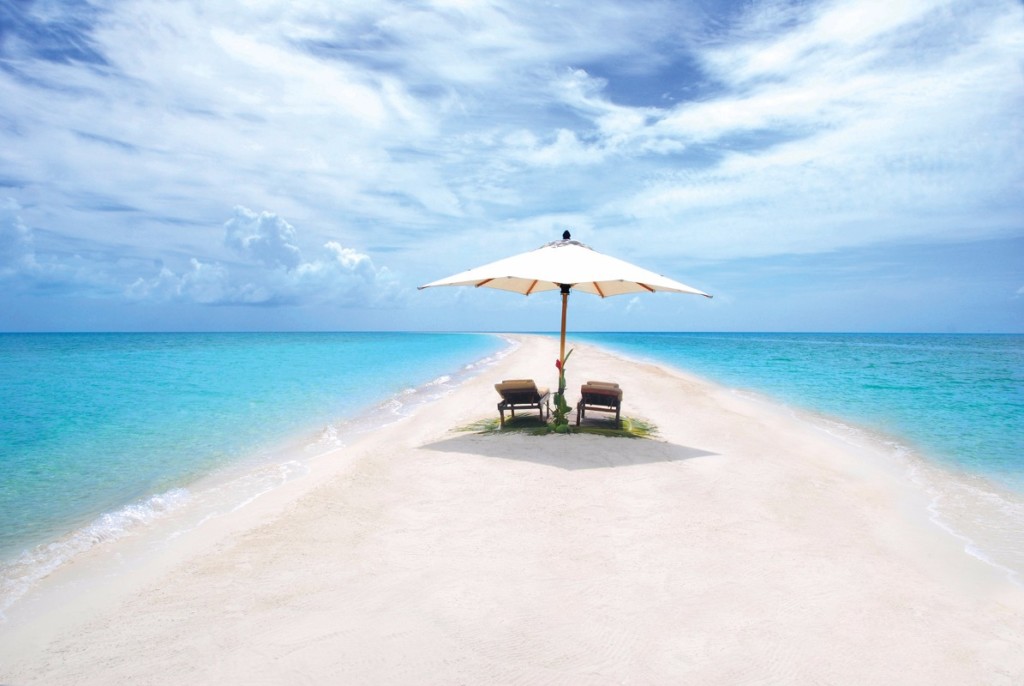 Sandbar_chaise WEB