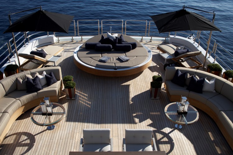 Sealyon 62- sundeck (2)
