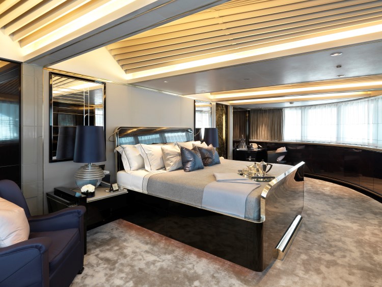 Sealyon 62_Owners Bedroom_03