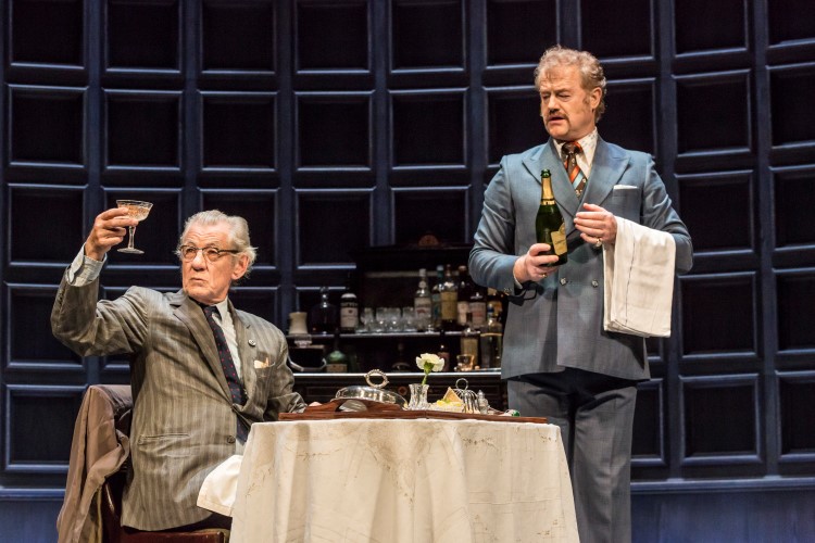 NO MANS LAND by Pinter, , Writer - Harold Pinter, Director - Sean Mathias, Set and costumes - Stephen Brimson Lewis, Lighting - Peter Kaczorowski, Sheffield, 2016, Credit: Johan Persson